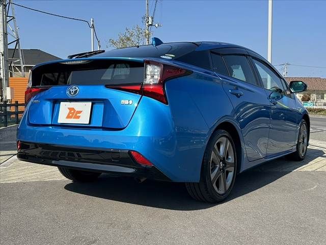 TOYOTA PRIUS 2019 Image 31