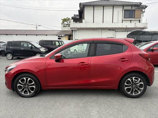 MAZDA DEMIO 2015 Image 31