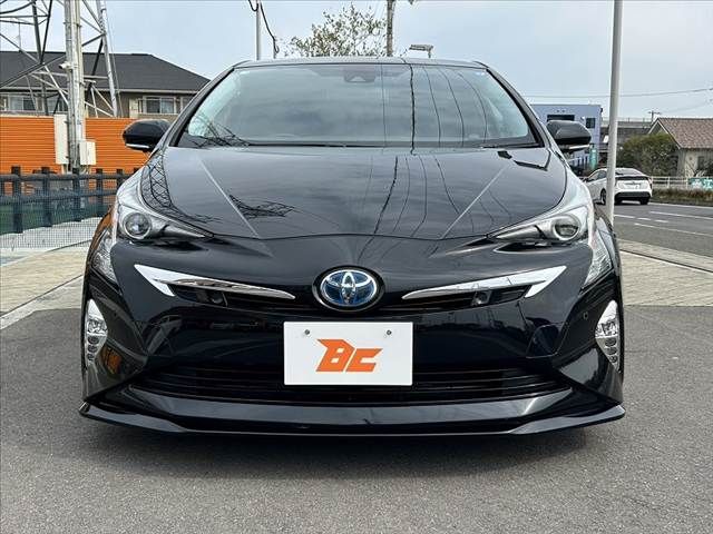 TOYOTA PRIUS 2017 Image 31
