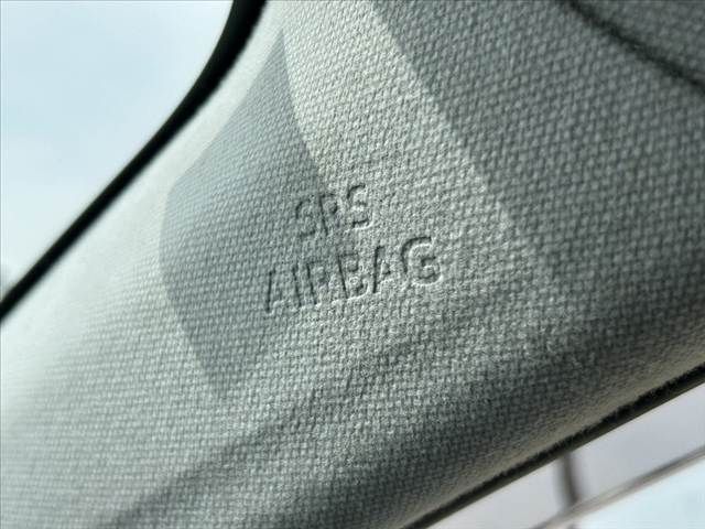 TOYOTA PRIUS 2017 Image 31