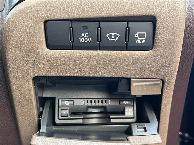 TOYOTA LEXUS ES300H 2020 Image 31