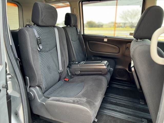 NISSAN SERENA  S-HYBRID 2015 Image 31