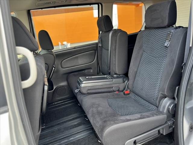 NISSAN SERENA  S-HYBRID 2015 Image 31