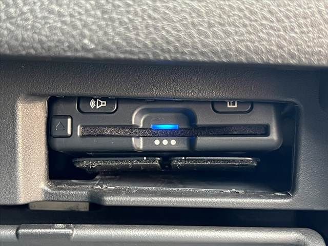 NISSAN SERENA  S-HYBRID 2015 Image 31