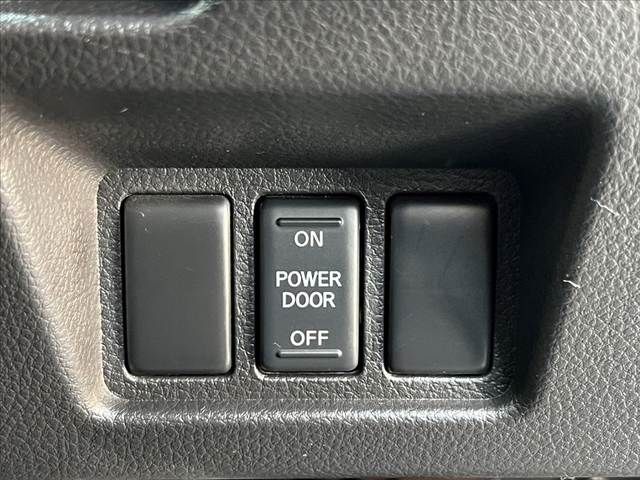 NISSAN SERENA  S-HYBRID 2015 Image 31