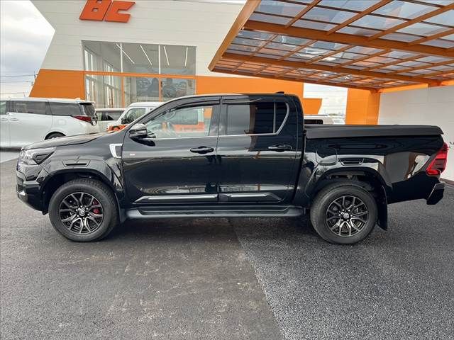 TOYOTA HILUX 4WD 2022 Image 31