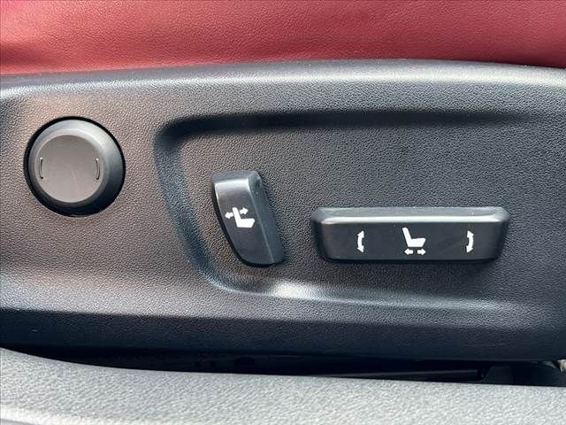 TOYOTA LEXUS IS300H 2017 Image 31