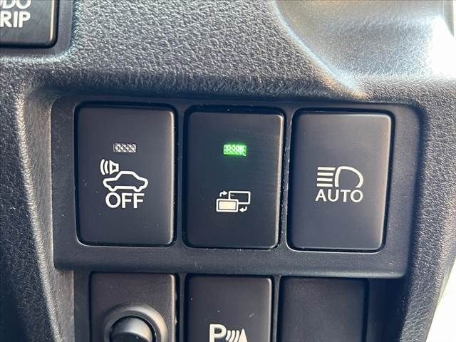 TOYOTA LEXUS IS300H 2017 Image 31