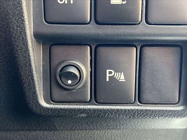 TOYOTA LEXUS IS300H 2017 Image 31