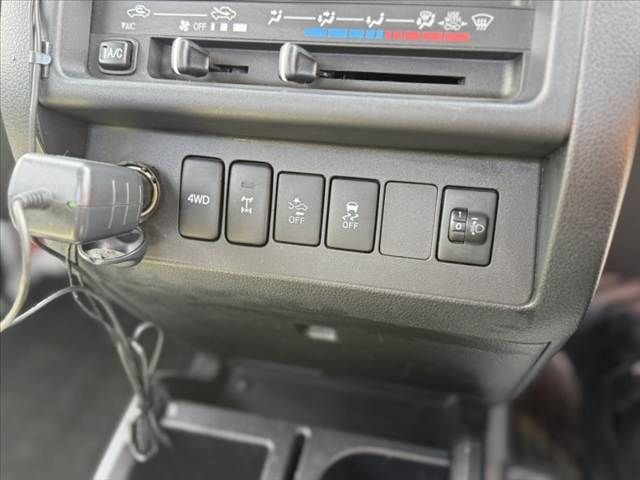 DAIHATSU HIJET TRUCK 4WD 2018 Image 31