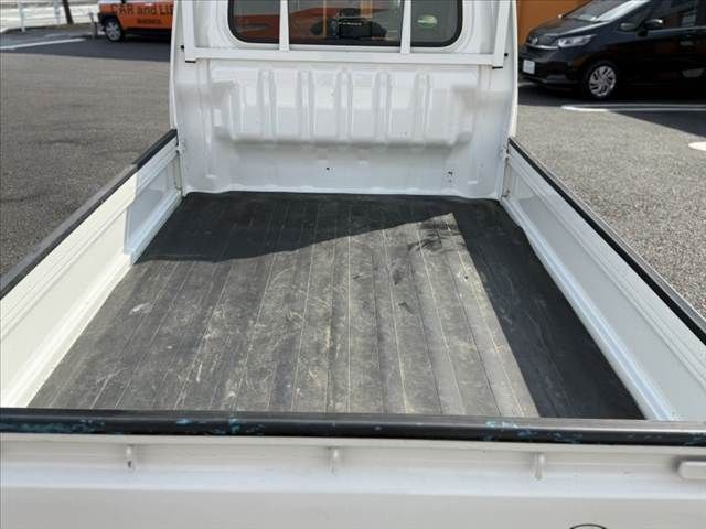 DAIHATSU HIJET TRUCK 4WD 2018 Image 31