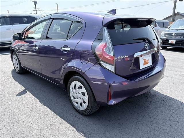 TOYOTA AQUA 2018 Image 31