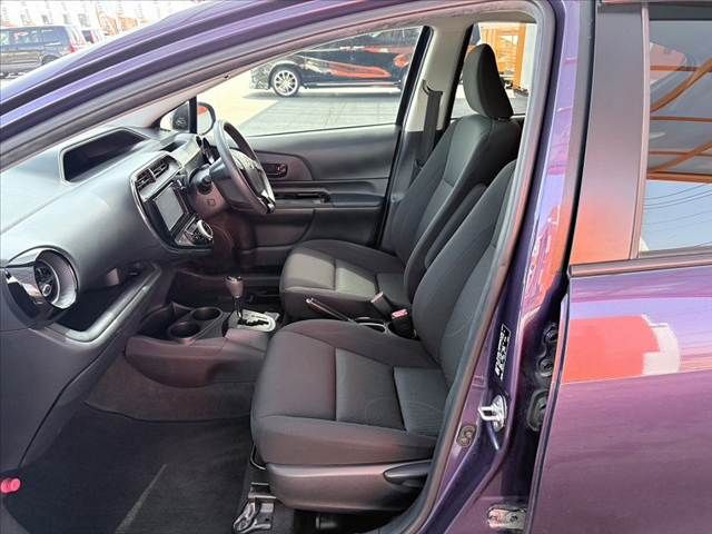 TOYOTA AQUA 2018 Image 31