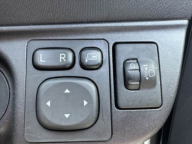 TOYOTA AQUA 2021 Image 31