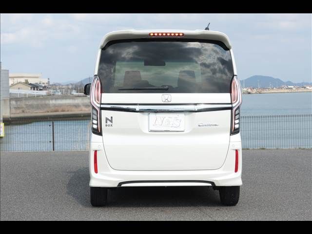 HONDA N BOX CUSTOM 2018 Image 31