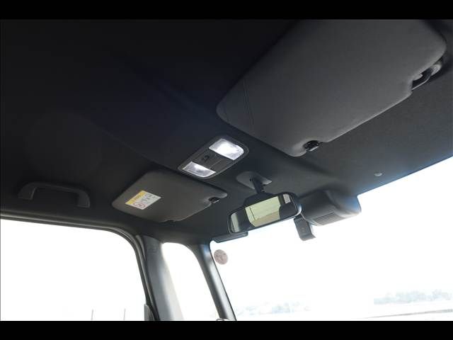 HONDA N BOX CUSTOM 2018 Image 31