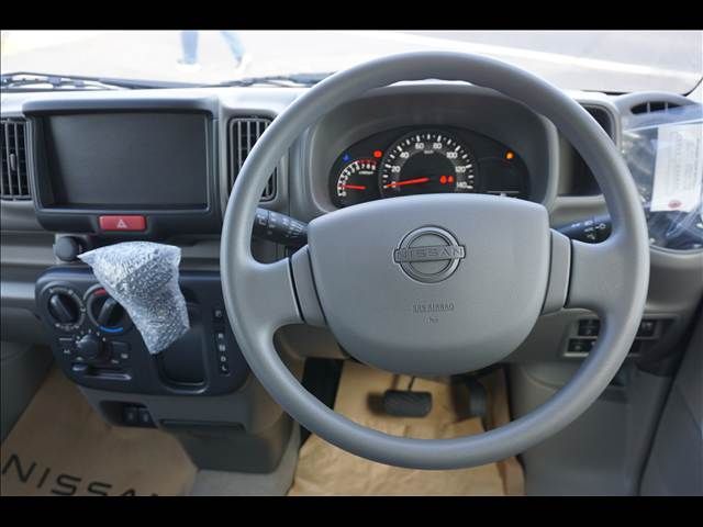 NISSAN NV100 CLIPPER 1996 Image 31