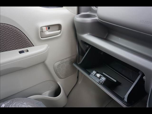 NISSAN NV100 CLIPPER 2026 Image 31