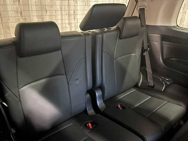 TOYOTA ALPHARD HYBRID 4WD 2016 Image 31