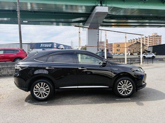 TOYOTA HARRIER HYBRID 2015 Image 31