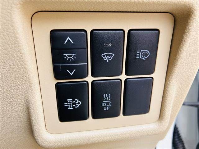 TOYOTA LANDCRUISER PRADO 2015 Image 31