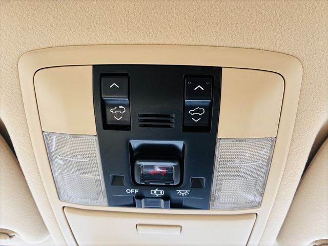 TOYOTA LANDCRUISER PRADO 2015 Image 31