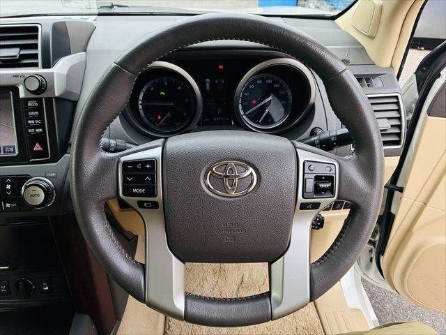 TOYOTA LANDCRUISER PRADO 2015 Image 31