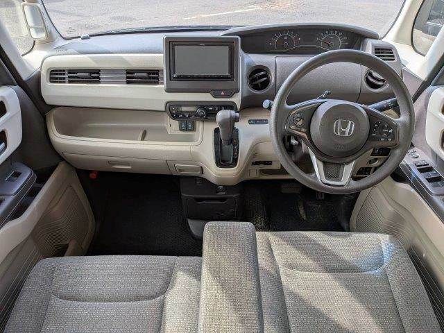 HONDA N BOX 2018 Image 31