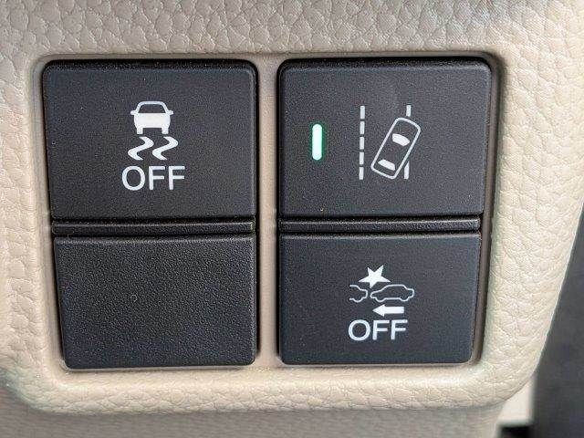 HONDA N BOX 2018 Image 31