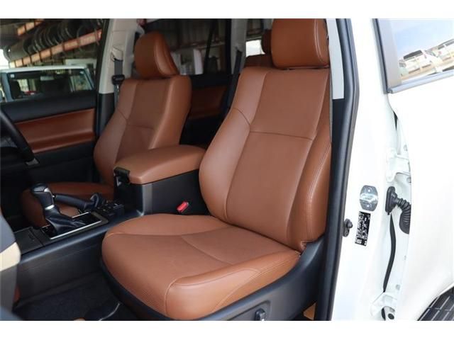 TOYOTA LANDCRUISER PRADO 2022 Image 31