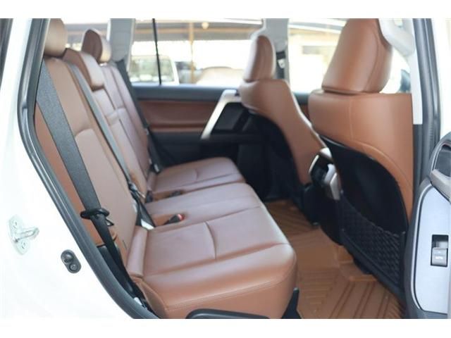 TOYOTA LANDCRUISER PRADO 2022 Image 31