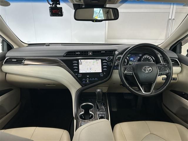 TOYOTA CAMRY HYBRID 2020 Image 31