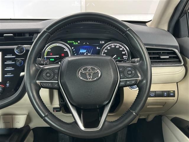 TOYOTA CAMRY HYBRID 2020 Image 31