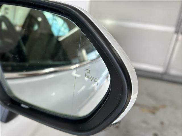 TOYOTA CAMRY HYBRID 2020 Image 31