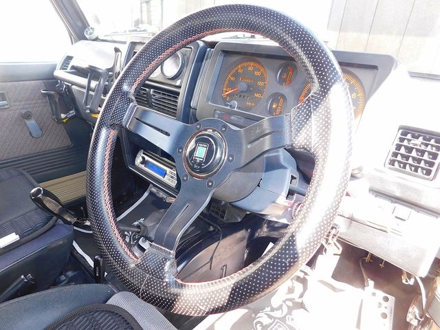 SUZUKI JIMNY VAN 4WD 1993 Image 31