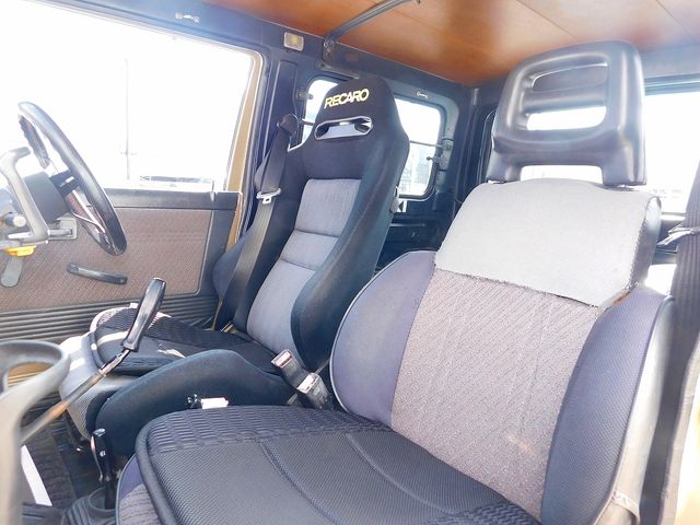 SUZUKI JIMNY VAN 4WD 1993 Image 31