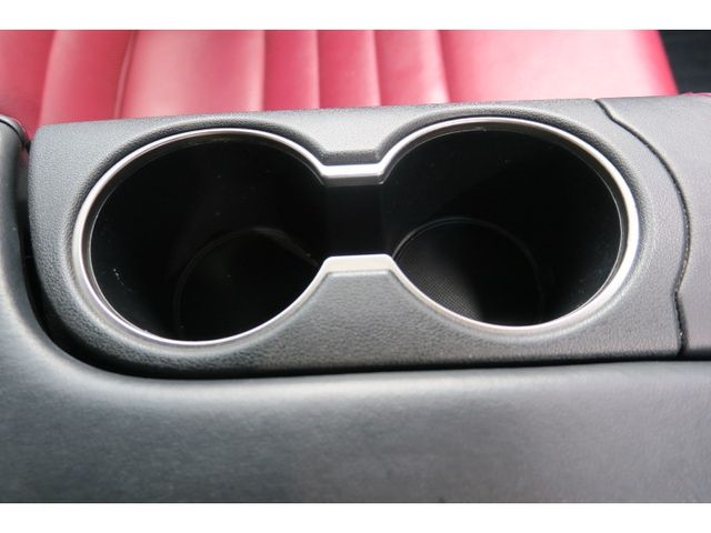 TOYOTA LEXUS IS300H 2018 Image 31