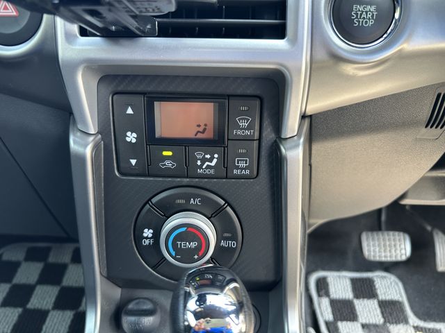 DAIHATSU COPEN 2019 Image 31