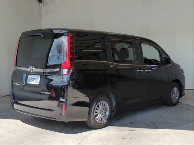 TOYOTA ESQUIRE 2017 Image 31