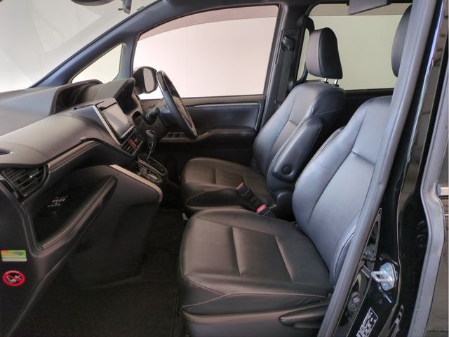 TOYOTA ESQUIRE 2017 Image 31