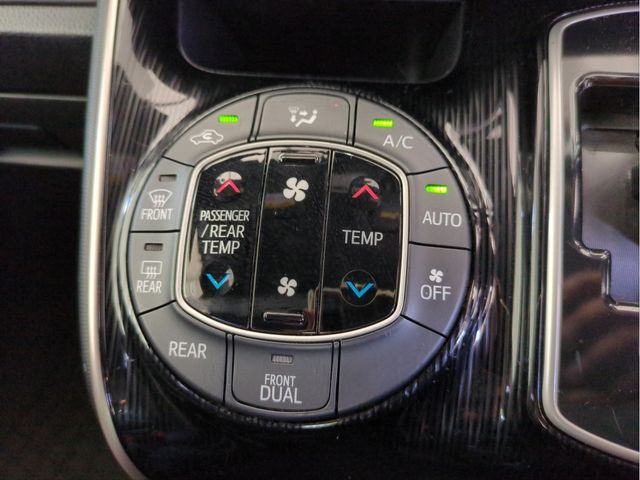 TOYOTA ESQUIRE 2017 Image 31