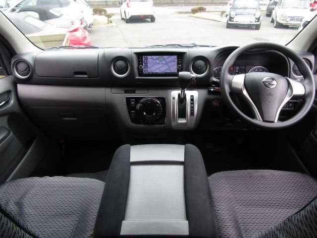 NISSAN NV350 CARAVAN 2017 Image 31