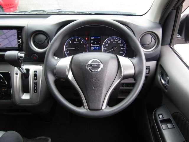 NISSAN NV350 CARAVAN 2017 Image 31