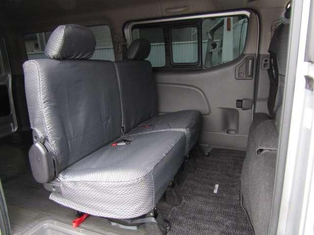 NISSAN NV350 CARAVAN 2017 Image 31