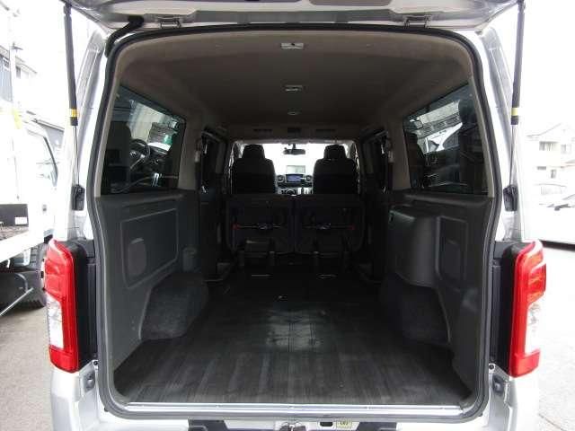 NISSAN NV350 CARAVAN 2017 Image 31