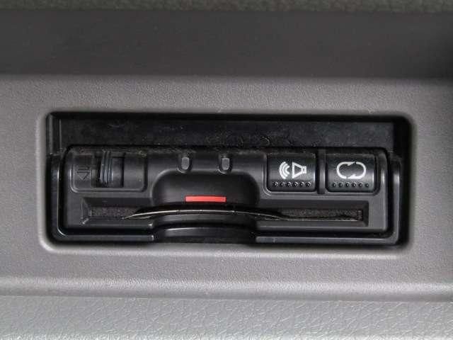 NISSAN NV350 CARAVAN 2017 Image 31