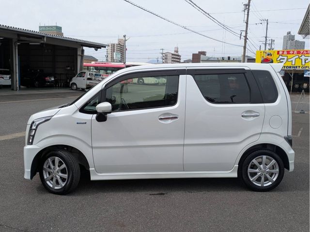 SUZUKI WAGON R STINGRAY 2018 Image 31