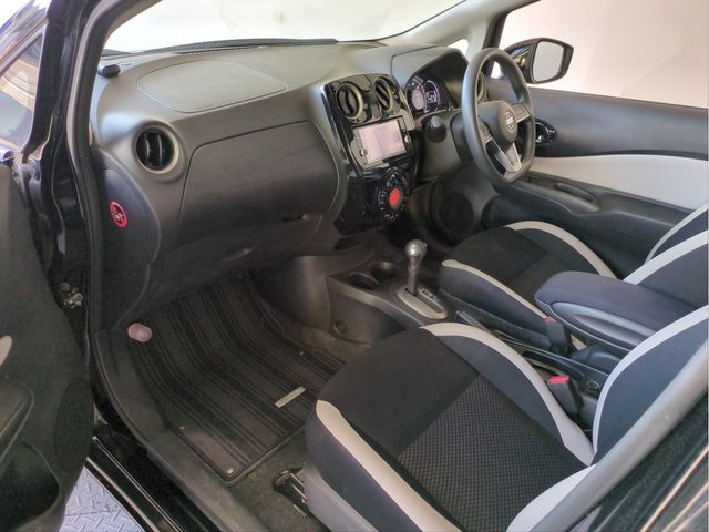 NISSAN NOTE 2017 Image 31