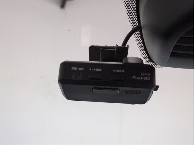 NISSAN NOTE 2017 Image 31