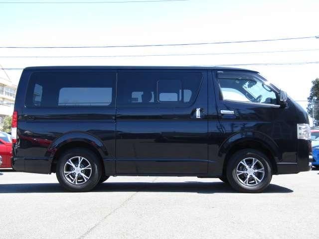 TOYOTA HIACE VAN 4WD 2021 Image 31